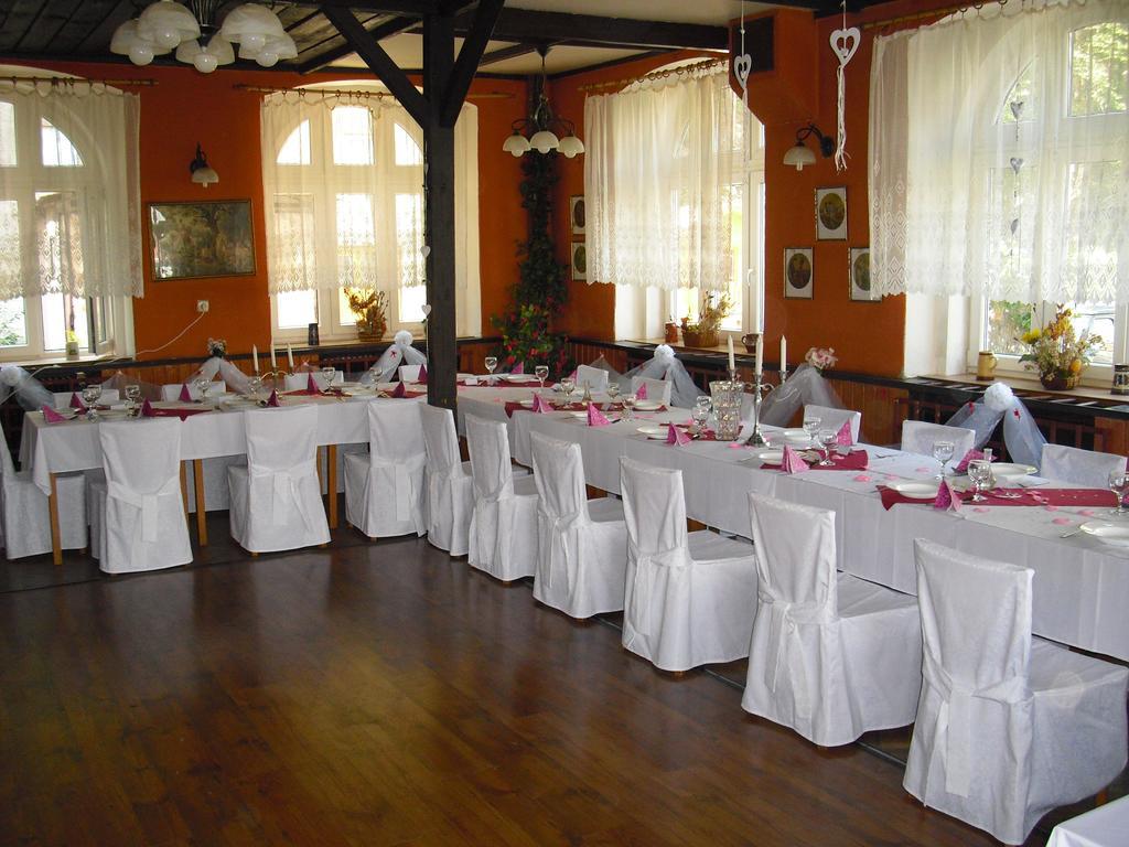 Penzion Uran Stráž pod Ralskem Extérieur photo